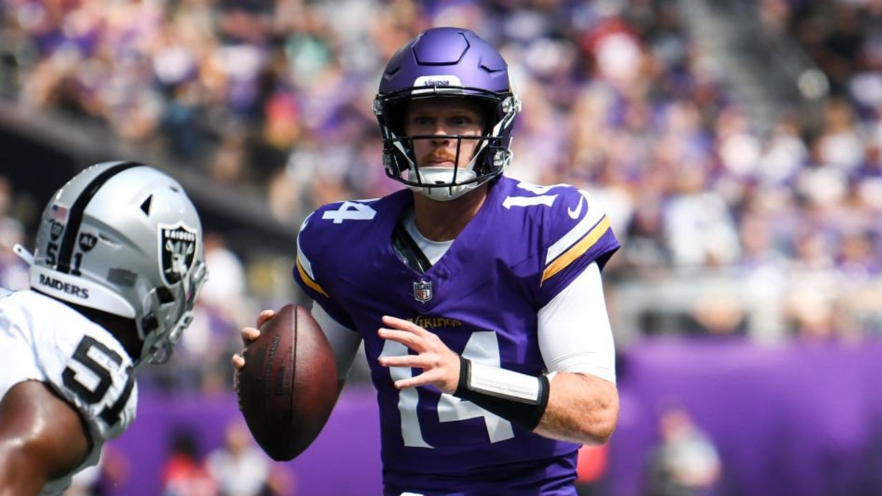 Sam Darnold, al rescate de los Vikings tras lesión de J.J. McCarthy