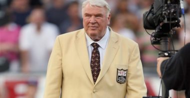 HC John Madden, Oakland Raiders