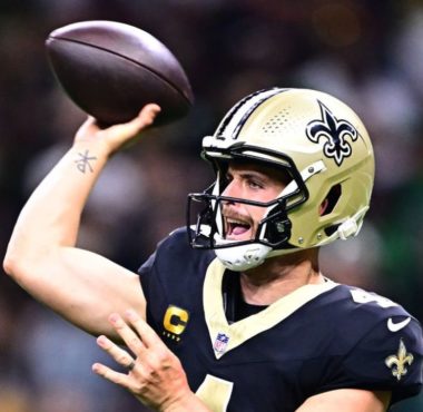 QB Derek Carr, New Orleans Saints