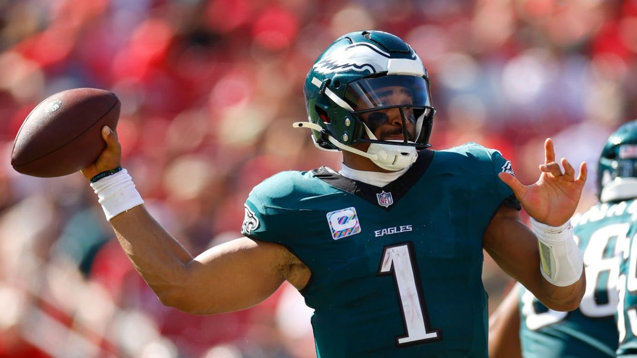 NFL Hoy: Jalen Hurts, Kenny Pickett en duda para jugar con Eagles y más noticias – Martes 24 de diciembre de 2024