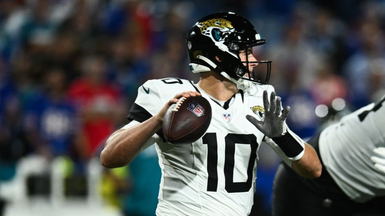 ¿Mac Jones vuelve? Trevor Lawrence no jugaría la Semana 10 NFL 2024