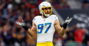DE Joey Bosa con Los Angeles Chargers