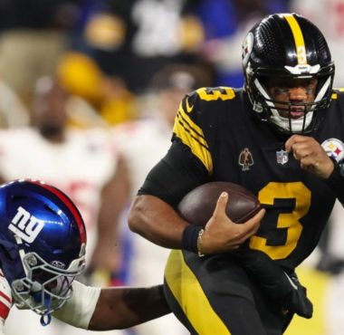 QB Russell Wilson con los Pittsburgh Steelers