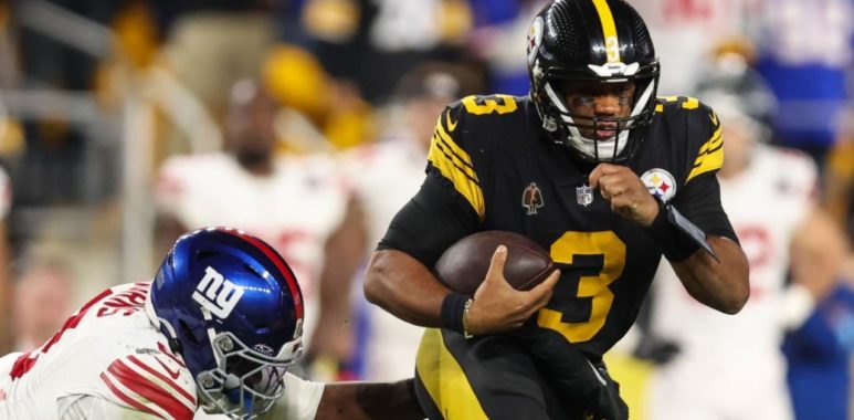 QB Russell Wilson con los Pittsburgh Steelers