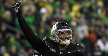 DL Derrick Harmon, Universidad de Oregon