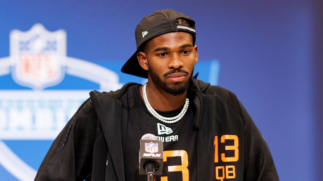 Shedeur Sanders es multado por ir a exceso de velocidad
