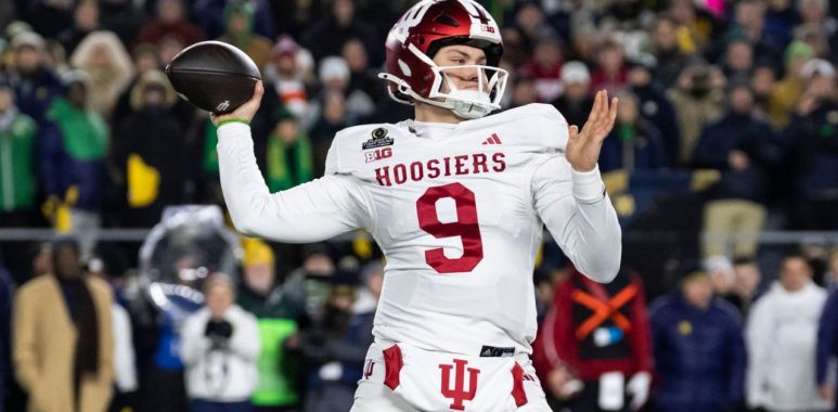 QB Kurtis Rourke, nuevo quarterback de los San Francisco 49ers