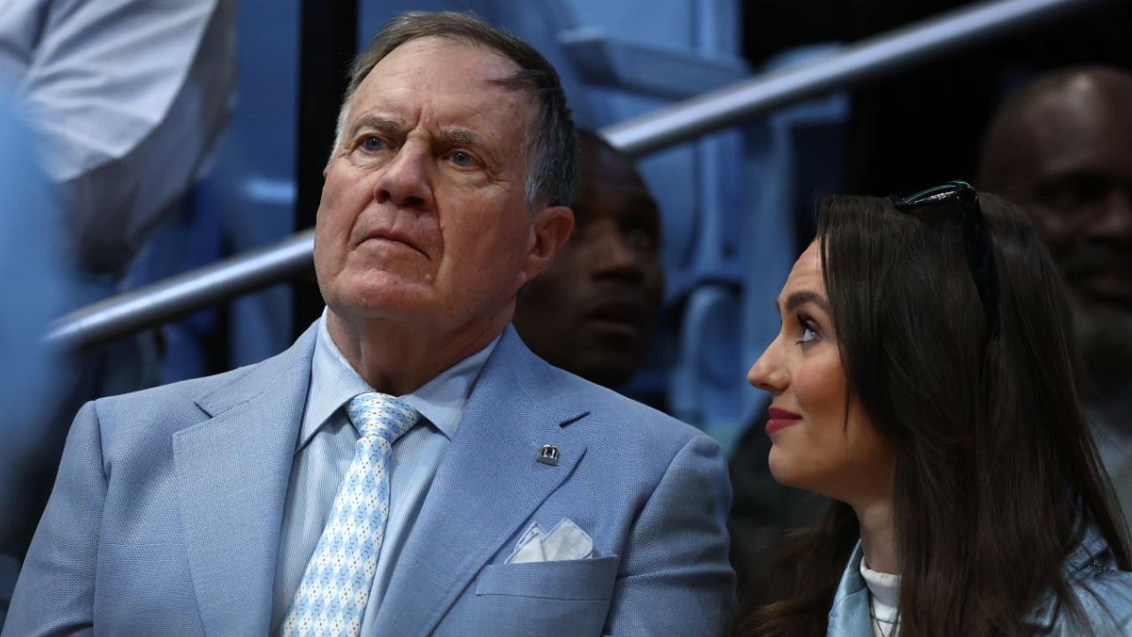 ¡Drama! Novia de Bill Belichick enfurece durante entrevista conjunta