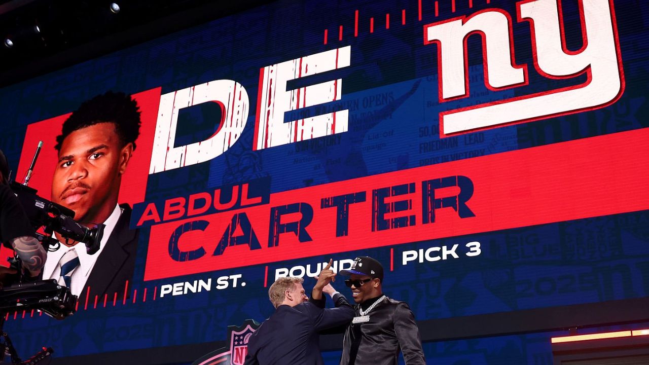 Abdul Carter y 15 favoritos al Novato Defensivo del Año NFL 2025
