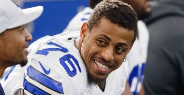 DE Greg Hardy con los Dallas Cowboys en 2015