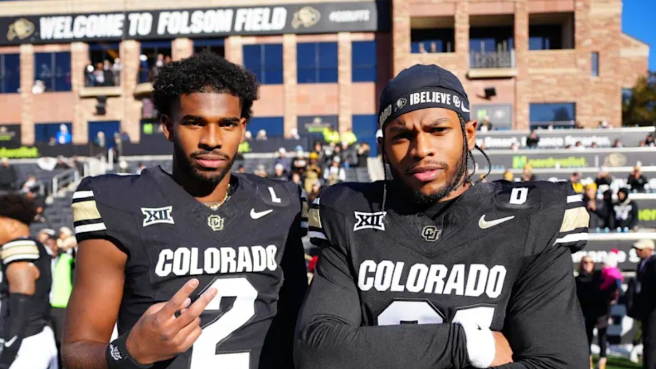 Shedeur Sanders recibe burlas de su hermano Shilo tras ser multado