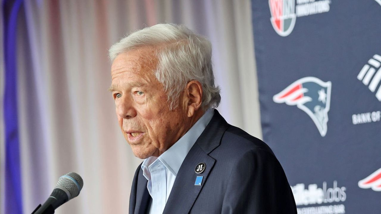 Robert Kraft promete cambios y un gran 2025 para los Patriots