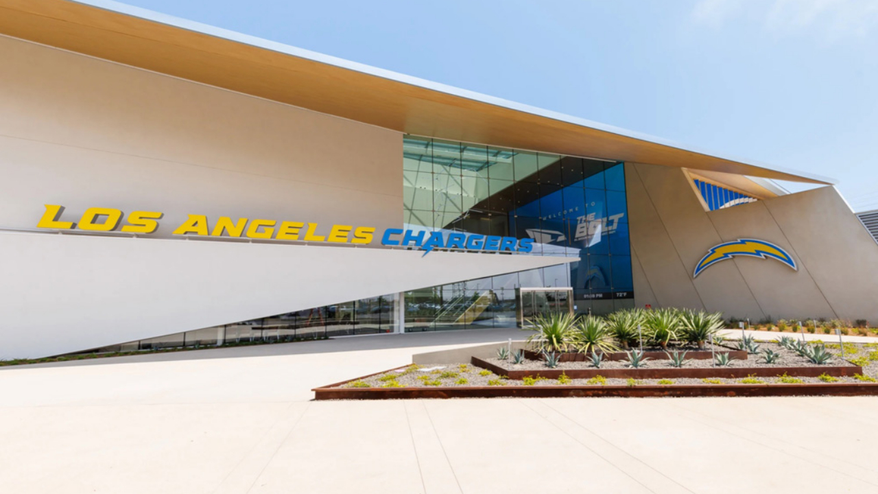 Chargers presentaron su nueva instalación: The Bolt
