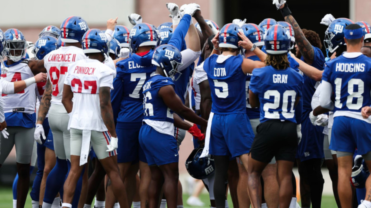 Lions y Giants se van a los golpes en práctica conjunta