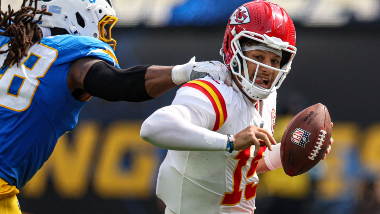 Bombazo de Patrick Mahomes maquilla feo triunfo de Chiefs