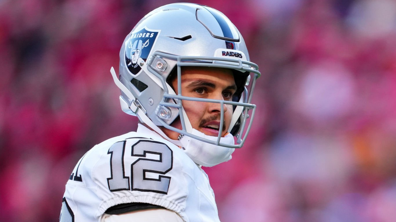 ¿Qué lesión tiene Aidan O’Connell de los Raiders?