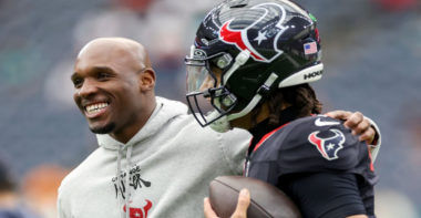 HC DeMeco Ryans (izquierda), QB C.J. Stroud (derecha), Houston Texans