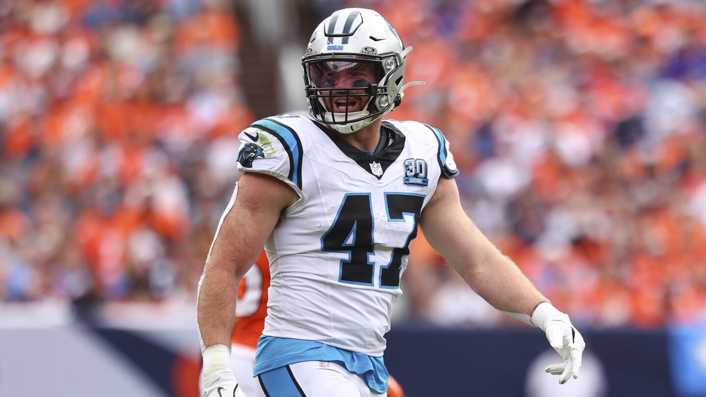Panthers liberan a Josey Jewell por síntomas de conmoción
