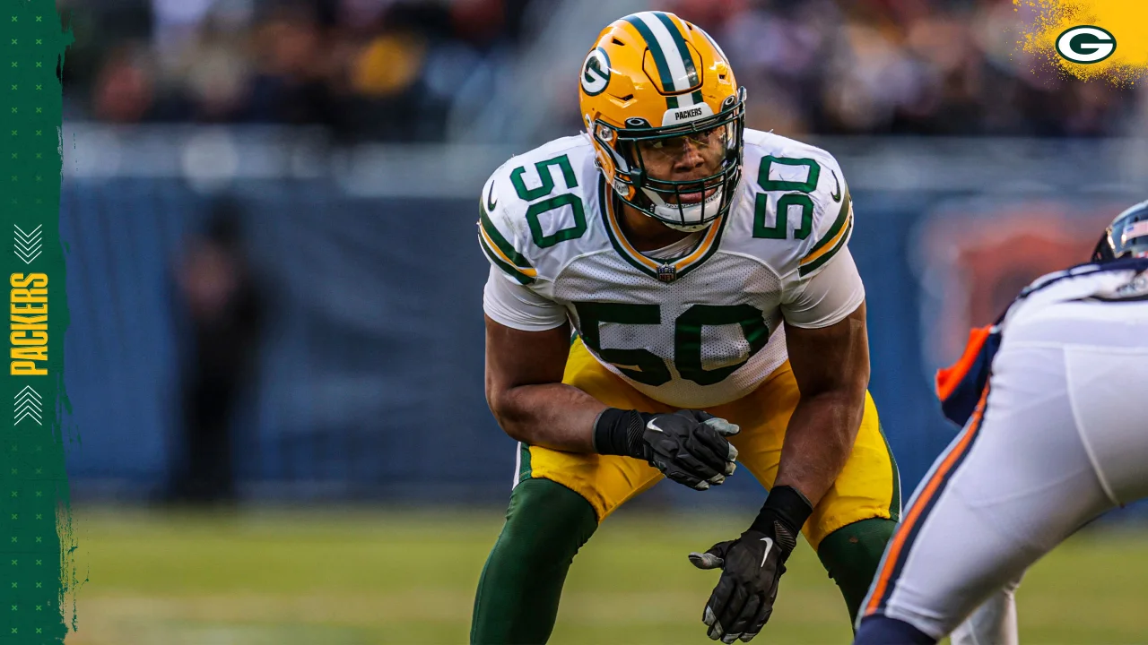 Packers extienden a Zach Tom por cuatro años
